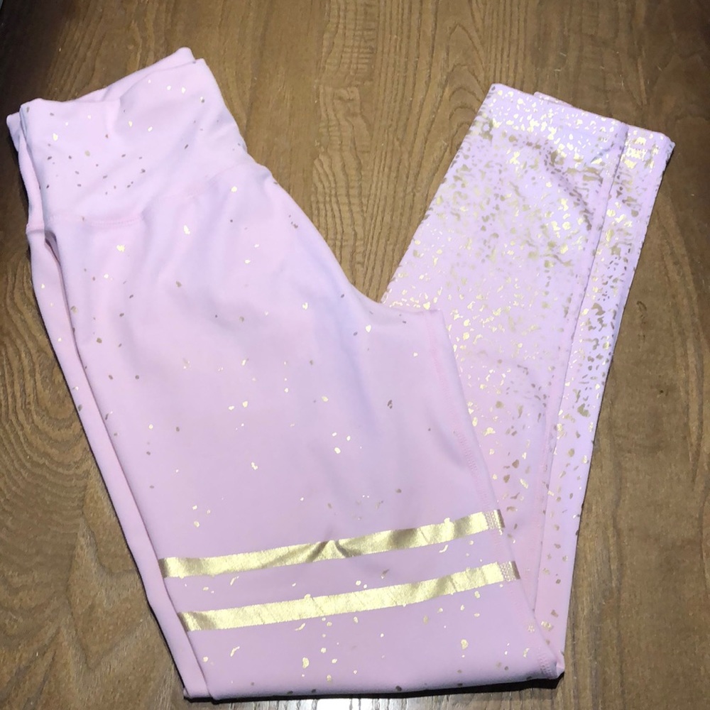 yoga pants